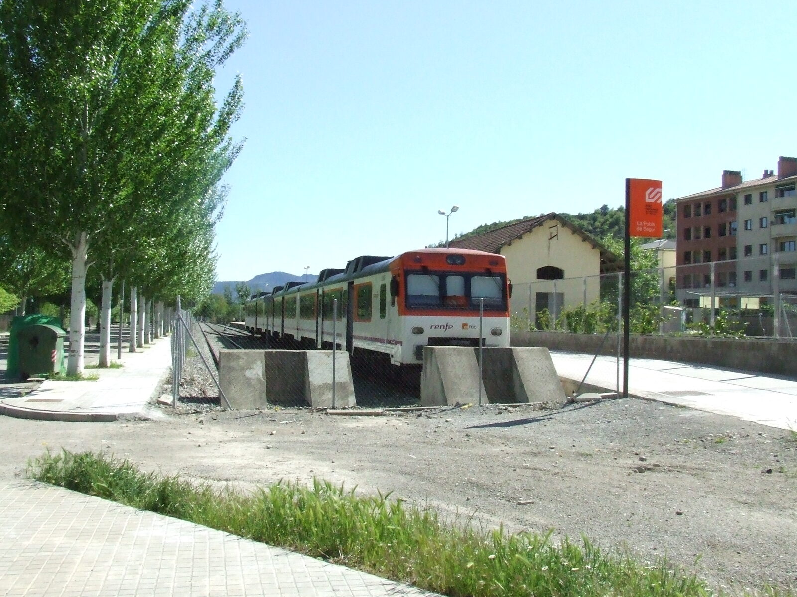 Tren dels Llacs at La Pobla de Segur station in the Catalan Pre-Pyrenees